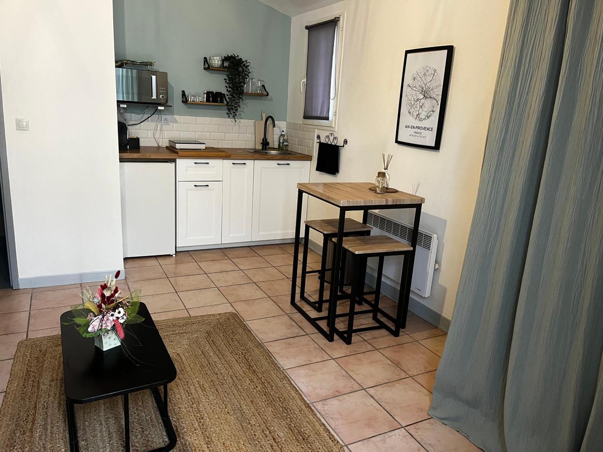 Aix-En-Provence, Charmant Studio Proche Toutes Comodites Et Axes Routiers, Linges Fournis Esterno foto